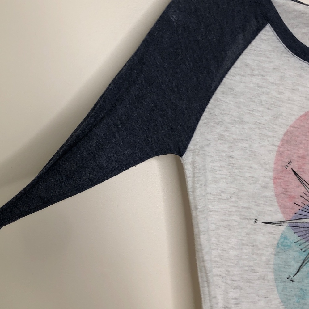 Aeropostale North Star Compass 3/4 baseball tee - Picture 4 of 6